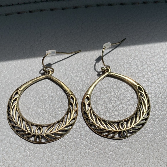 Bronze Filagree Hoop Earrings - Picture 3 of 4